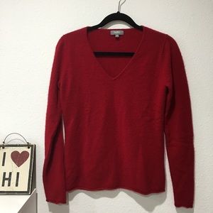 Neiman Marcus Cashmere V-neck Sweater